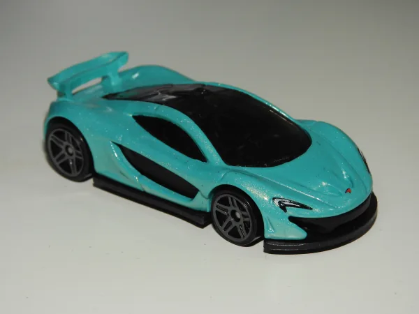 McLaren P1
