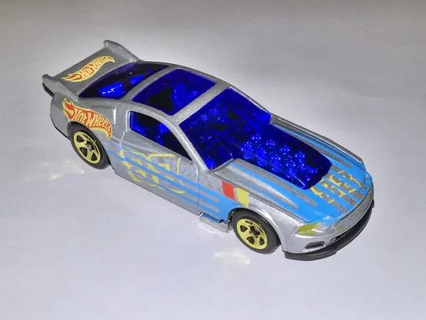 '13 Ford Mustang GT | (2nd Color)