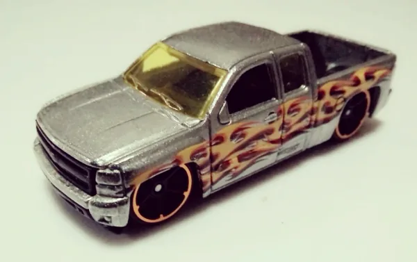 Chevy Silverado | (2nd Color - Zamac)