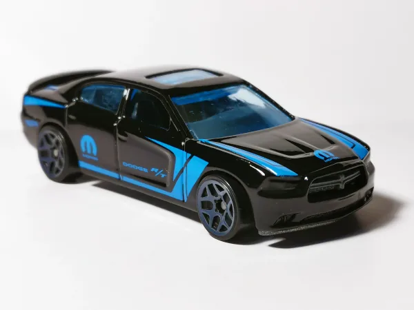 '11 Dodge Charger R/T | (2nd Color)
