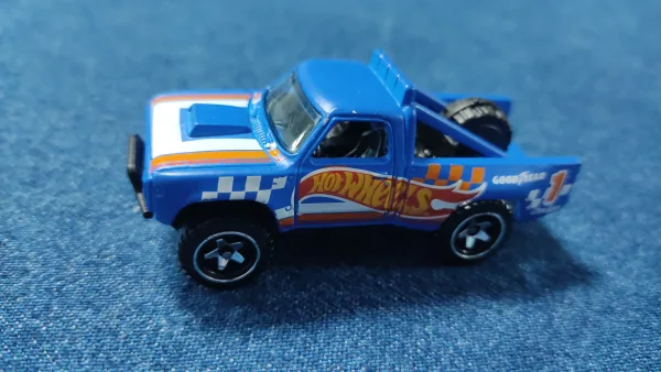 '87 Dodge D100
