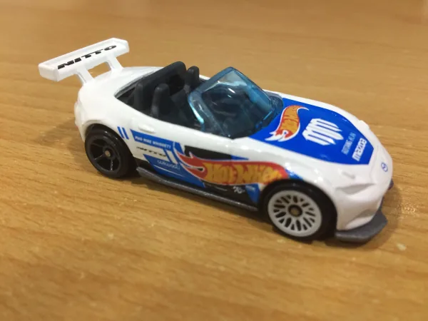 '15 Mazda MX-5 Miata