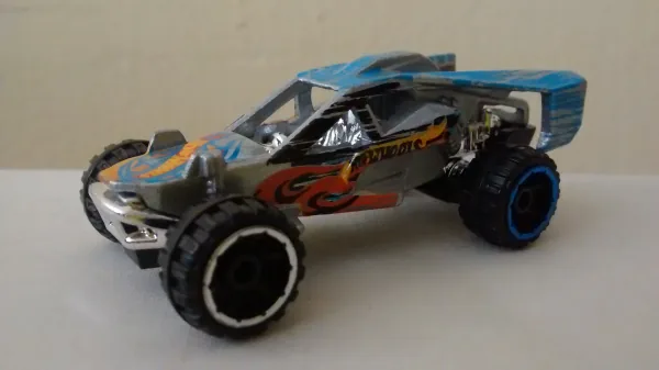Team Hot Wheels Corkscrew Buggy | (2nd Color)