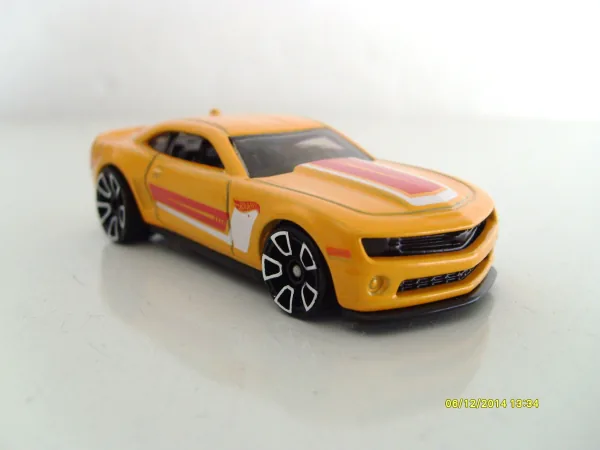 '13 Hot Wheels Chevy Camaro Special Edition