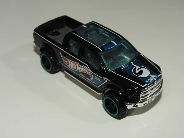 '15 Ford F-150 | (2nd Color)