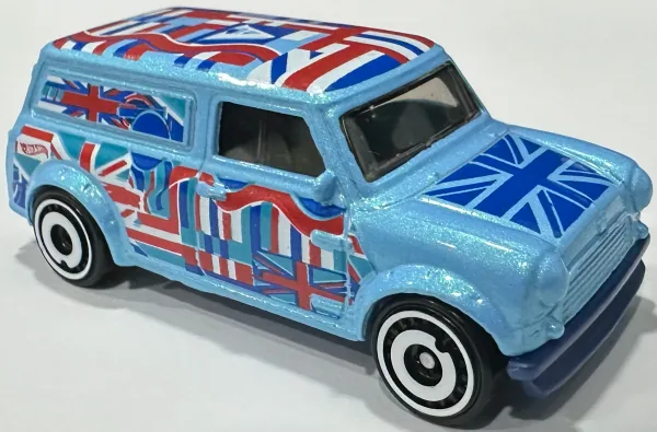 '67 Austin Mini Van | (2nd Color)