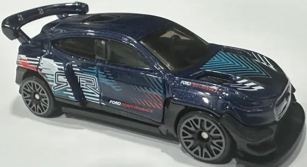 Ford Mustang Mach-E 1400