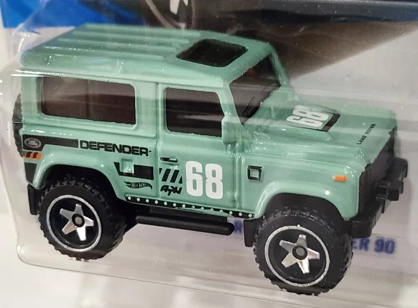 Land Rover Defender 90 | (3rd Color)