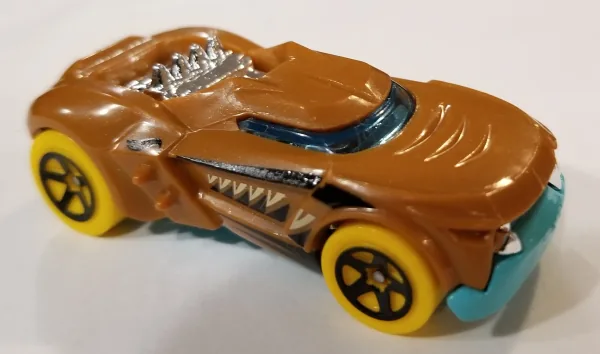 Growler | (2nd Color)