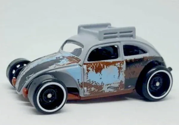 Custom Volkswagen Beetle | (2nd Color)