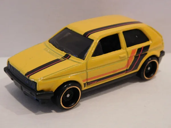 Volkswagen Golf MK2 | (2nd Color)