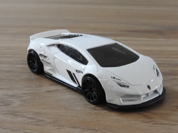 LB-WORKS Lamborghini Huracán Coupé