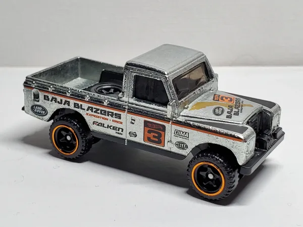Land Rover Series III Pickup | (2nd Color - Zamac)